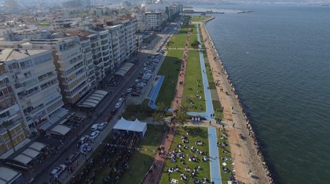 İzmir Kordon’a Nostaljik Tramvay Geliyor