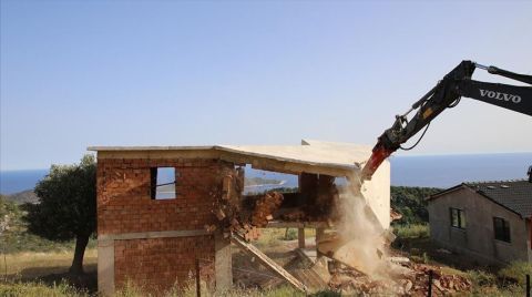Antalya’da Kaçak Yapılara Geçit Yok