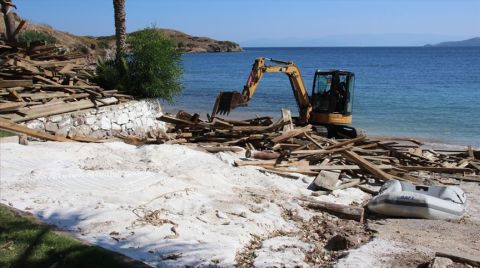 Bodrum'daki 'Hassas Alan'da Bulunan Son İşletme de Yıkılıyor