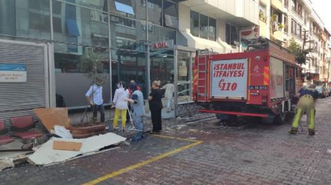 Gaziosmanpaşa'da Hastanenin Tavanı Çöktü