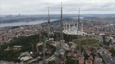 Çamlıca Tepesi'ndeki Eski Antenler Kaldırılıyor