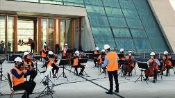 CSO Binasının Yapımında Çalışan İşçilere Teşekkür Konseri