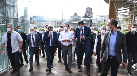 İmamoğlu, Fikirtepe ve Hasanpaşa’yı Ziyaret Etti