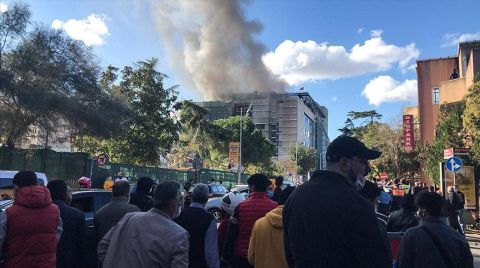 İstanbul Tıp Fakültesi İnşaatında Yangın