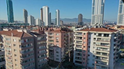 İzmir'de Emlakçılar Depremzedelerden Komisyon Almayacak