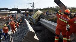 Çin'de Demiryolu Köprüsü Çöktü