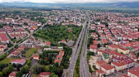 Düzce ve Bolu’da Depremin İzleri Silindi