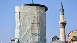 Mevlana Müzesi'nin Kubbesi 100 Ton Yükten Kurtarıldı