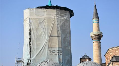 Mevlana Müzesi'nin Kubbesi 100 Ton Yükten Kurtarıldı