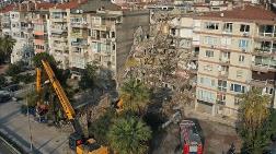 İzmir'de Deprem Öncesinde Yan Yatan Bina Yıkılıyor