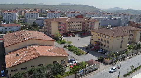 Borç için Okul Arazisini Sattılar