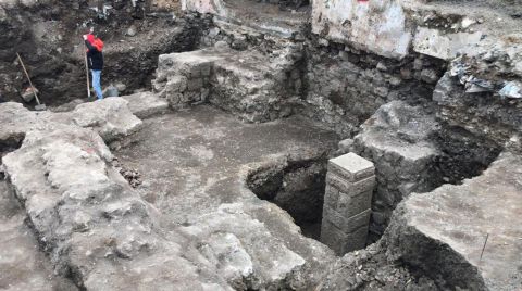 Otopark Kazısında Tarihi Kalıntılar Bulundu