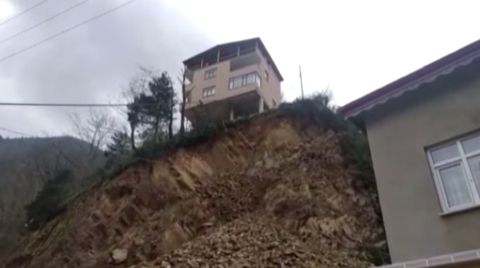 Rize'nin İkizdere İlçesinde Heyelan