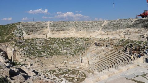 Laodikya Antik Tiyatrosu, 1600 Yıl Aradan Sonra Açılıyor