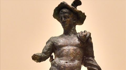 Tarlada Bulunan 'Hermes Heykelciği' Çorum Müzesi'nde Sergileniyor