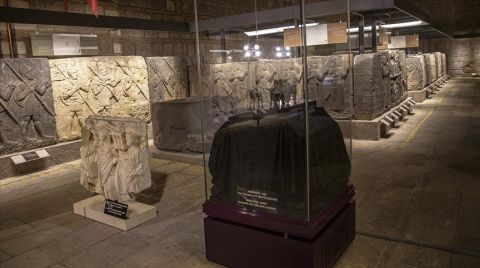 Yurt Dışındaki 4 Bin 862 Kültür Varlığı Türkiye'ye İade Edildi