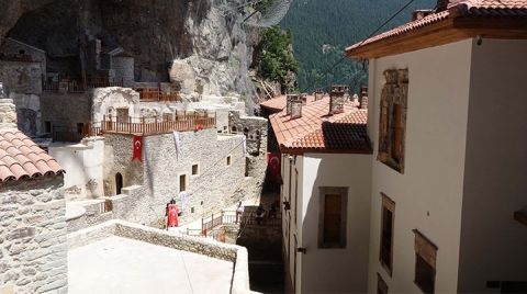 Sümela'daki Restorasyon Tartışılıyor