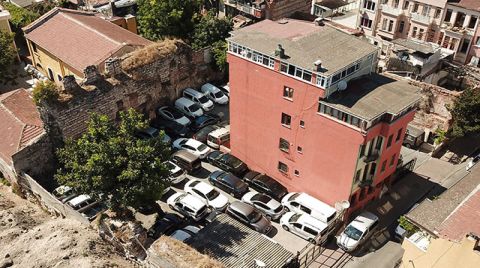 Kumkapı’daki Tarihi Liman, Otopark Olarak Kullanılıyor