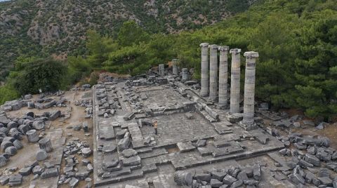 Priene Antik Kenti'nde Yapılan İlk Kiliseye Ulaşıldı