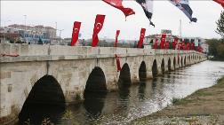 Restorasyonu Tamamlanan İki Tarihi Köprü Açıldı