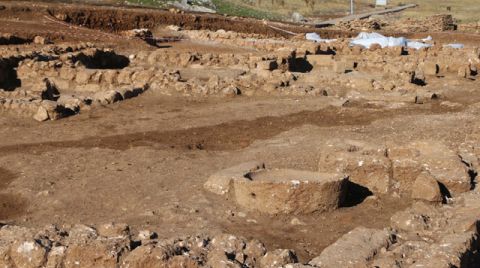 Perre Antik Kent'inde Roma Dönemine Ait Dokuma Atölyesi Bulundu