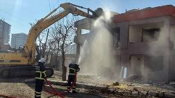 Diyarbakır’da Lüks Binalar Arasında Kalan Gecekondular Yıkıldı