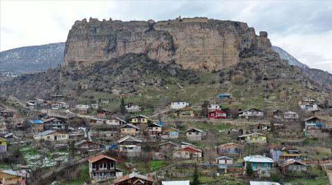 Gevhernik Kalesi'nde Orta Çağ ve Osmanlı Eserlerinin İzi Sürülecek