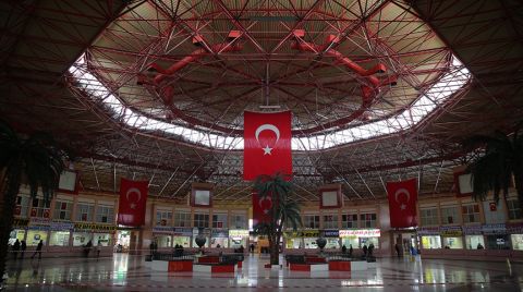 Çökme Riski Bulunan Gaziantep Otogarı'nda Tedbir Alındı