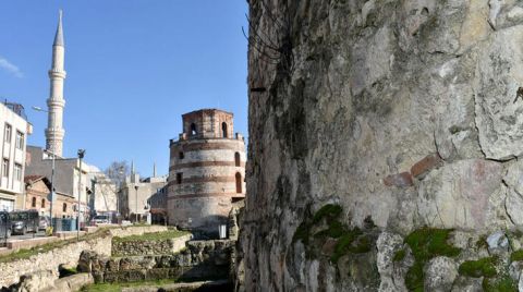 Roma Döneminden Kalma Surlar, Bahçe Duvarı Oldu