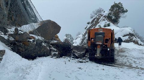 Zonguldak-İstanbul Kara Yolunda Heyelan