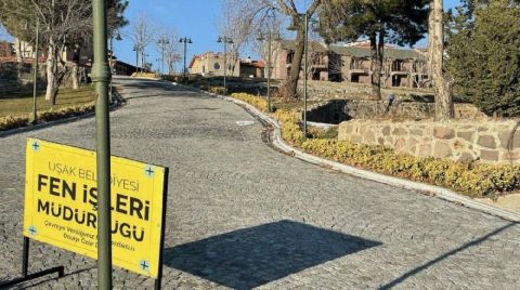 Belediye 3 Milyon Lira Harcadığı Alanı Satılığa Çıkardı