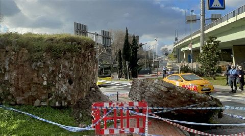 Tarihi Surdan Kopan Parça Yola Düştü