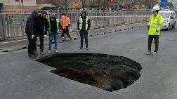 İstanbul’da Yol Çöktü