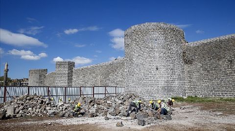 Diyarbakır Surları’nda Restorasyon, Etap Etap Sürüyor