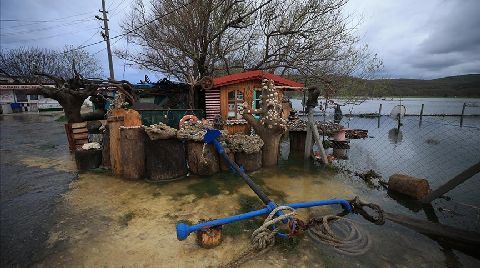 Kırklareli'nde İstanbul'a Su Sağlayan Kazandere Barajı Taştı