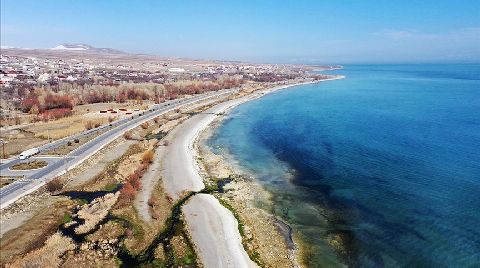 Van Gölü Kıyısındaki Mikrobiyalitler Turizmde Yeni Rota Oluşturabilir