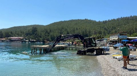Menteşe’de 15 Kaçak Bina ve 5 Kaçak İskele Yıkıldı