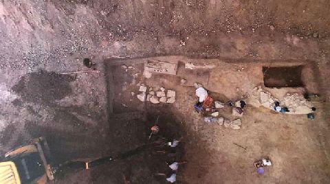 Arkeolojik SİT Alanında İş Makinesiyle Kazıya Suç Duyurusu