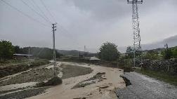 Kastamonu’da Sağanakta Yollar Çöktü