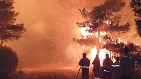 Marmaris’te Çıkan Yangına Müdahale Sürüyor