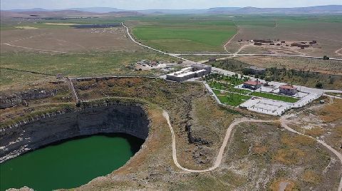 Obruk Gölü Manzaralı 800 Yıllık Han Ziyarete Açılıyor