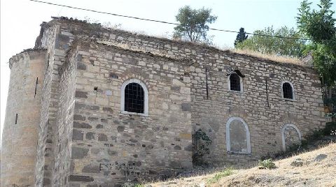 Menemen'deki Eski Kilise "Anıt Müze Bilim ve Sanat Merkezi" Olacak