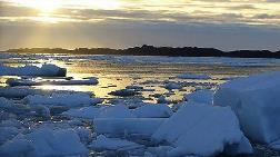 Grönland'daki Buzullarda Rekor Erime