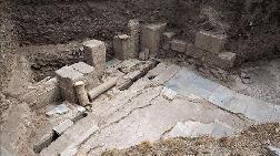 Adramytteion’da Roma Hamamına Ait Yer Altı Isıtma Sistemi Bulundu