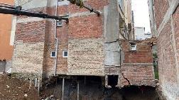Sinop'ta Yıkılma Tehlikesi Olan 5 Katlı Bina Tahliye Edildi