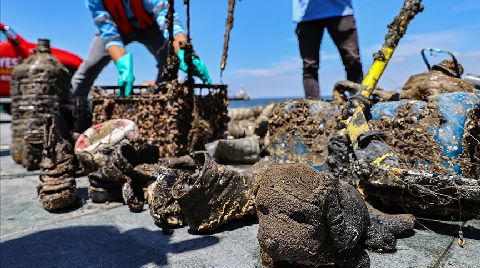 'Sıfır Atık Mavi Hareketi' ile Kıyılardan 180 Bin Ton Atık Toplandı