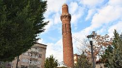 Eğri Minare'deki "Eğrilik Araştırması" Tamamlandı