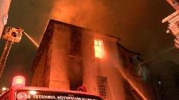 Beyoğlu'nda Tarihi Kilisede Yangın