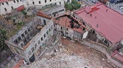 Kilise Lojmanının Yangından Sonraki Hali Görüntülendi