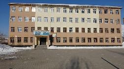 Hakkari'de 3 Okul, 'Deprem Riski' Nedeniyle Tahliye Edildi